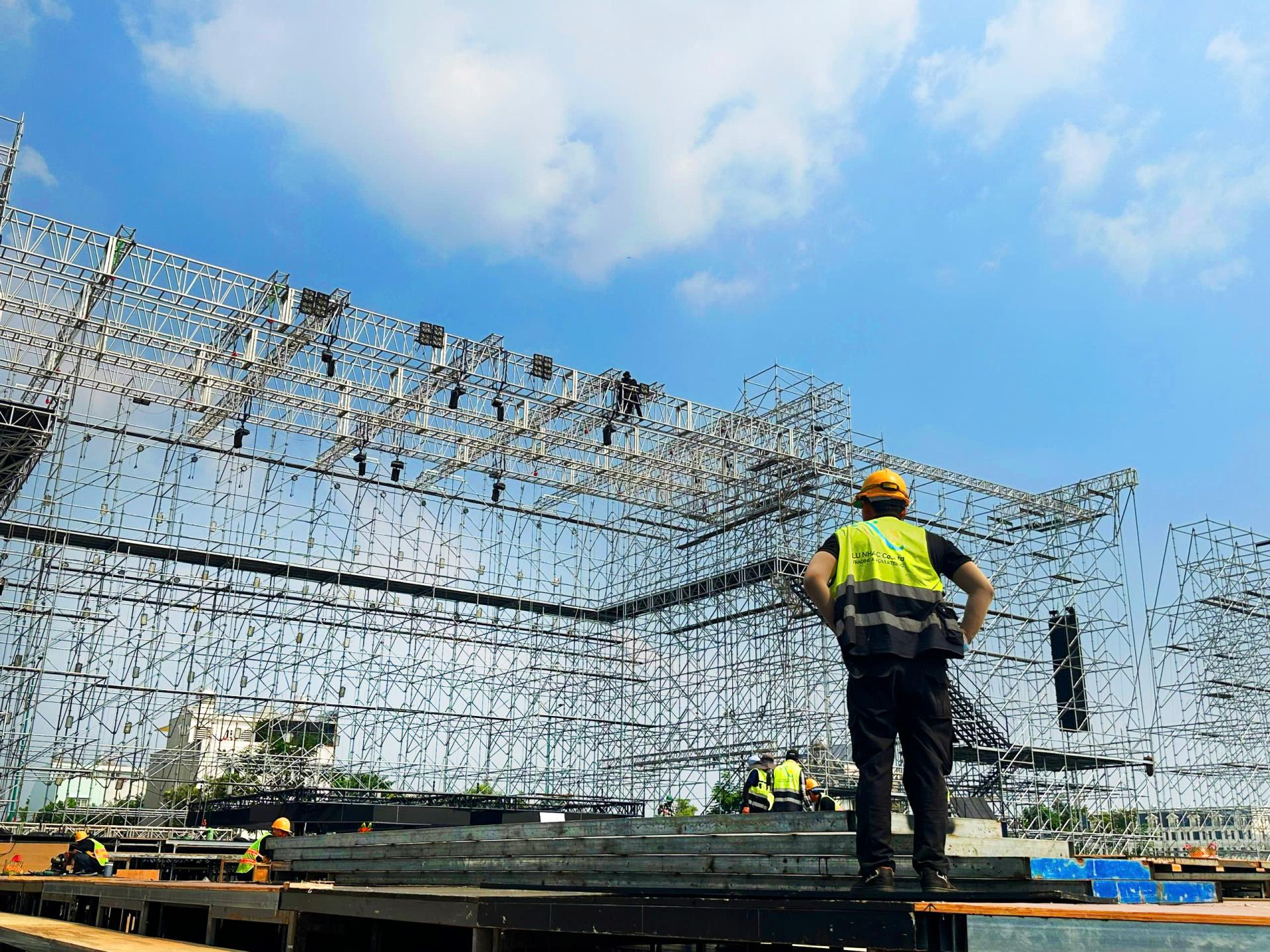 CÔNG TY TNHH MELODY PRODUCTIONWORX