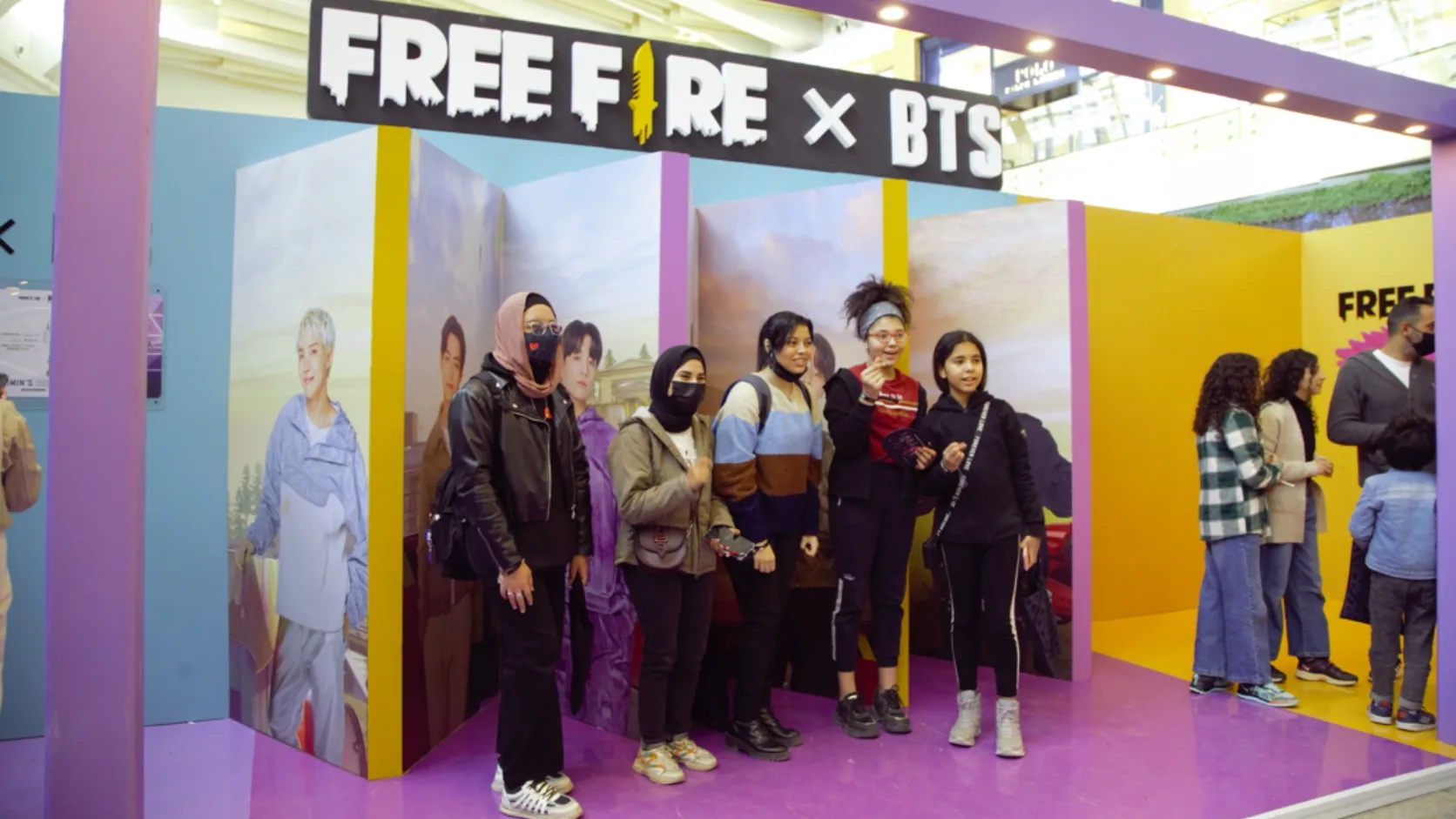 Melody Productionworx designs and constructs an exhibition booth for the FREE FIRE brand at Aeonmall Binh Tan Shopping Center